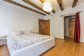 Blacksmith Old Town Apartments