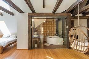 Blacksmith Old Town Apartments