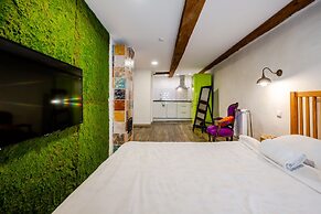 Blacksmith Old Town Apartments