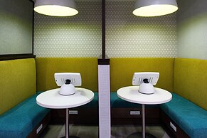 Hampton Inn & Suites Adrian