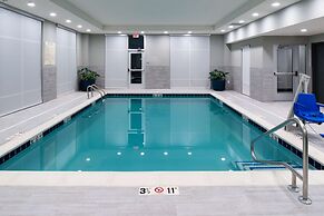 Hampton Inn & Suites Adrian