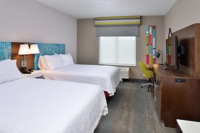 Hampton Inn & Suites Adrian