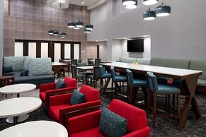 Hampton Inn & Suites Adrian