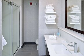 Hampton Inn & Suites Adrian