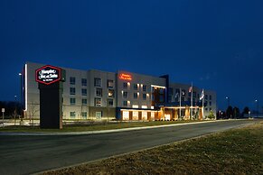 Hampton Inn & Suites Adrian