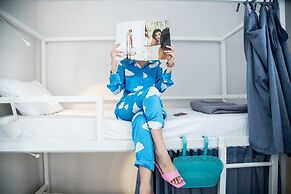 Thanasis Place Hostel