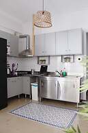 Thanasis Place Hostel