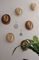 Thanasis Place Hostel