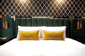 The Warrior Hotel, Autograph Collection