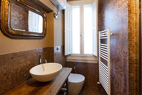 Sant'Ambrogio Five Senses