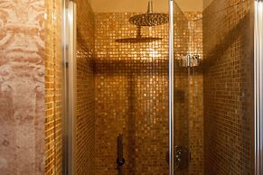 Sant'Ambrogio Five Senses