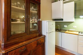 Sant'Ambrogio Five Senses