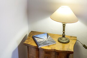 Sant'Ambrogio Five Senses