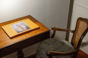 Sant'Ambrogio Five Senses