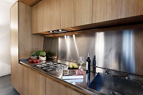 Pilastri Five Senses