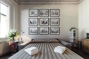 Pilastri Five Senses