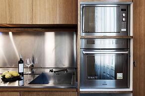 Pilastri Five Senses