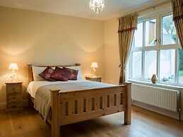 The Gatehouse at Mullans Bay