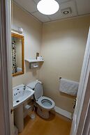 Aarondale Guest House
