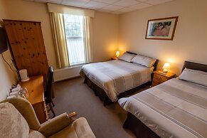 Aarondale Guest House