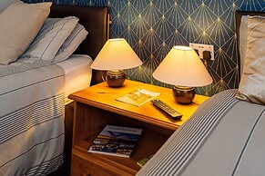 Aarondale Guest House