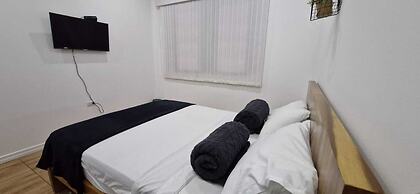 Three House Hostel Boutique