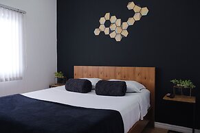 Three House Hostel Boutique