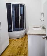 Three House Hostel Boutique