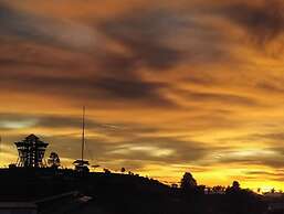 Three House Hostel Boutique