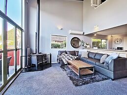 Mountain, lake, sun and this sensational home