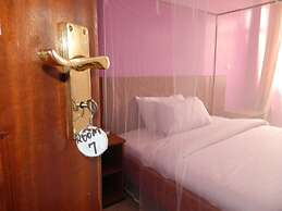 Chrysalis Guest House and Restaurant