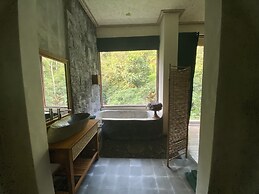 Kenran Resort Ubud by Soscomma