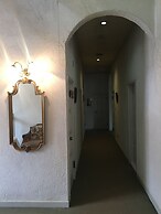 Petit Hotel and Restaurant Air Mail