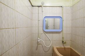 SPOT ON 1896 Hotel Mahkota Pantai