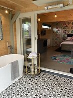 Dunroamin Lodges