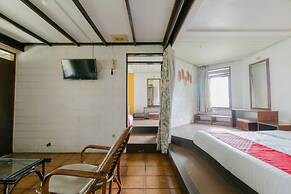 OYO 1996 Koneng Hotel