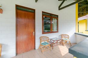 OYO 1996 Koneng Hotel