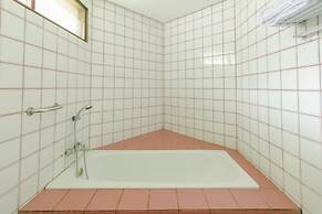 OYO 1996 Koneng Hotel