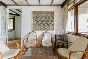 OYO 1996 Koneng Hotel