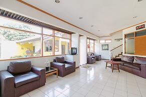 OYO 1996 Koneng Hotel