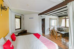 OYO 1996 Koneng Hotel