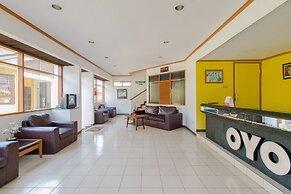 OYO 1996 Koneng Hotel