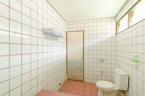 OYO 1996 Koneng Hotel