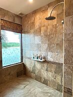 Saifon Villas - Luxurious Pool Villas