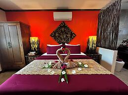 Saifon Villas - Luxurious Pool Villas