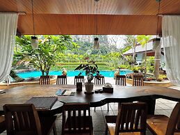 Saifon Villas - Luxurious Pool Villas