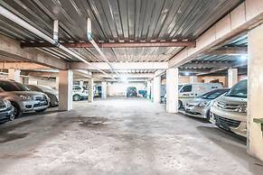 Super OYO 1868 J&b Room Pramuka