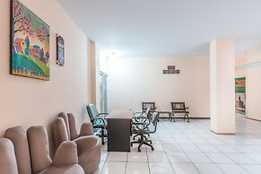 Super OYO 1868 J&b Room Pramuka