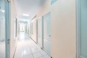 Super OYO 1868 J&b Room Pramuka