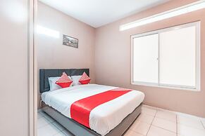 Super OYO 1868 J&b Room Pramuka